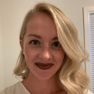 Meet your Posher, Erika